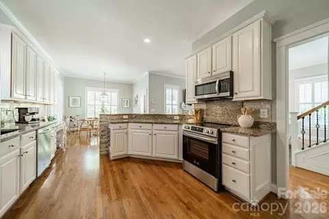 Kitchen - 6121 Caseys Side Way, Fort Mill, SC 29708 photo 2 of 7
