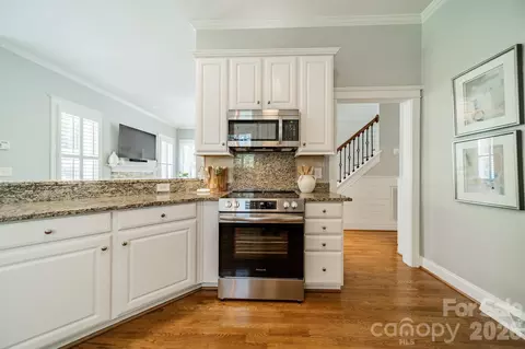 Kitchen - 6121 Caseys Side Way, Fort Mill, SC 29708 photo 3 of 7