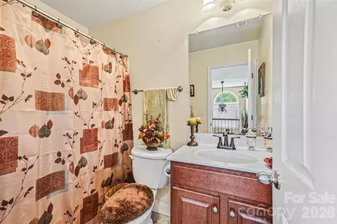 Bath - 10812 Clark St, Davidson, NC 28036 photo 1 of 2