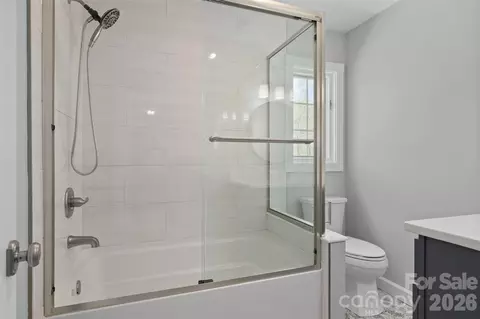 Bath - 441 Mulberry St, Clyde, NC 28721 photo 4 of 4