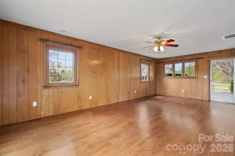 Living - 441 Mulberry St, Clyde, NC 28721 photo 5 of 7