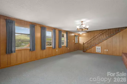 Living - 441 Mulberry St, Clyde, NC 28721 photo 6 of 7
