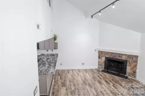 100 Willow Run 2 Dr #2, Gastonia, NC 28056