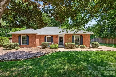5017 Sharon View Rd, Charlotte, NC 28226