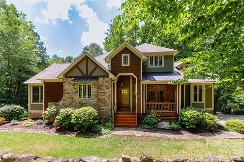 39 Hawks Pointe Ln, Weaverville, NC 28787