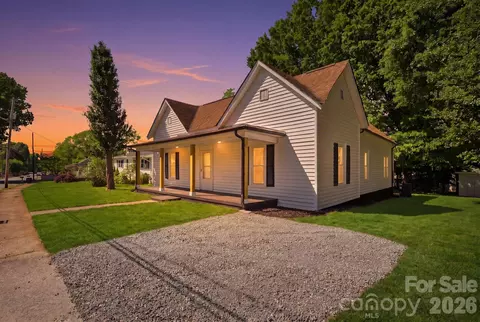 630 N Davis Ave, Newton, NC 28658