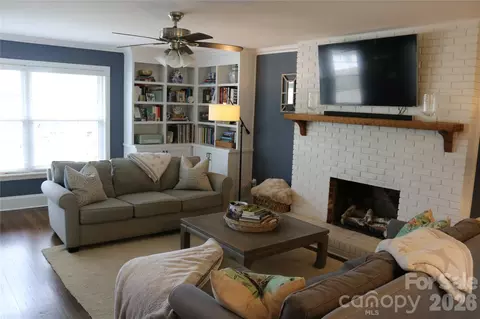 Living - 200 Ruby Ln, Gastonia, NC 28054 photo 3 of 3