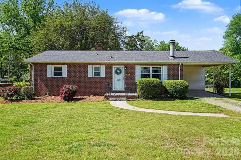 428 Frank Dr, Charlotte, NC 28215