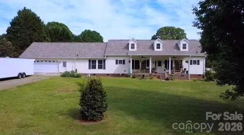 2107 Jenkins Printing Dr, Newton, NC 28658