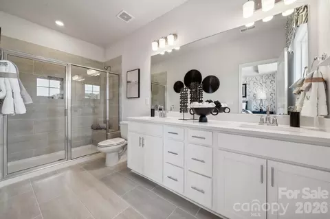 Bath - 541 Silver Star Blvd, Indian Trail, NC 28079 photo 2 of 3