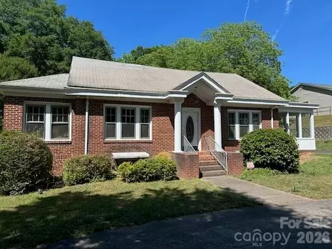 1407 E Marion St, Shelby, NC 28152