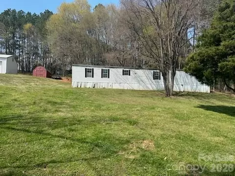 232 Shelby Rd, Lawndale, NC 28090