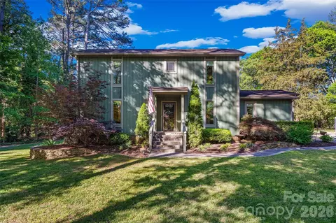 2237 Wintercrest Dr, Rock Hill, SC 29732