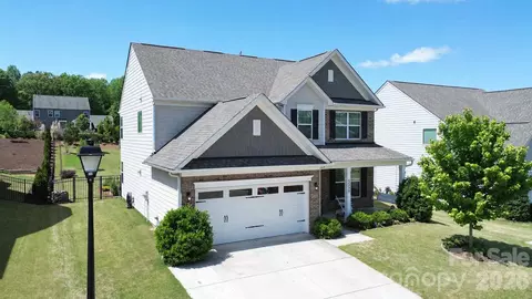 5339 Pembrey Dr, Denver, NC 28037