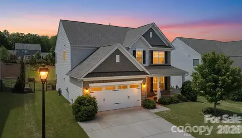 5339 Pembrey Dr, Denver, NC 28037