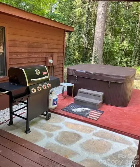162 Pineridge Dr, Mooresville, NC 28115