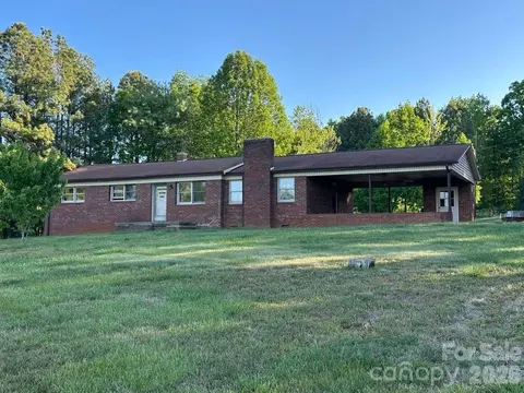 280 Mcduffie Ct, Taylorsville, NC 28681