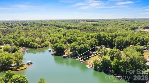 View/Area - 6566 Harbor Ln, Conover, NC 28613 photo 6 of 6
