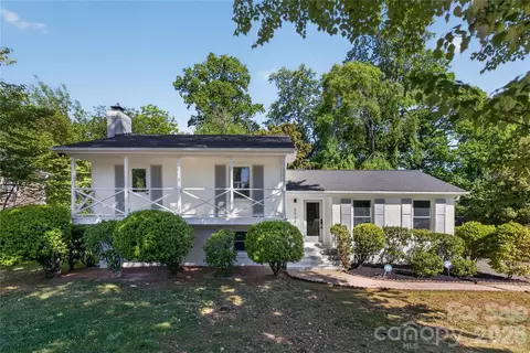 5938 Sharon Rd, Charlotte, NC 28210