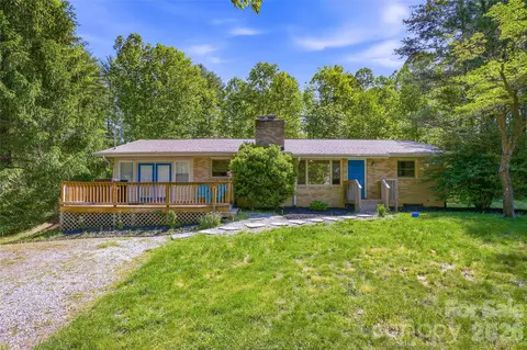 115 Field Sparrow Ln, Hendersonville, NC 28792