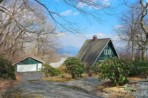 6856 Crest View Cir, Newland, NC 28657