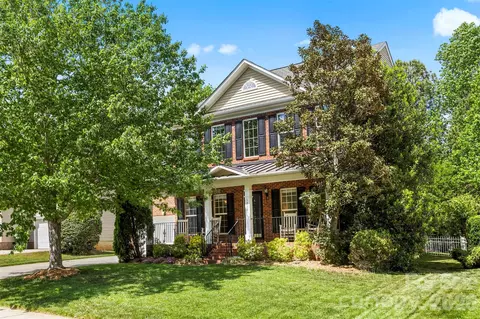 1229 Periwinkle Dr, Waxhaw, NC 28173