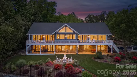 17812 Wilbanks Dr, Charlotte, NC 28278