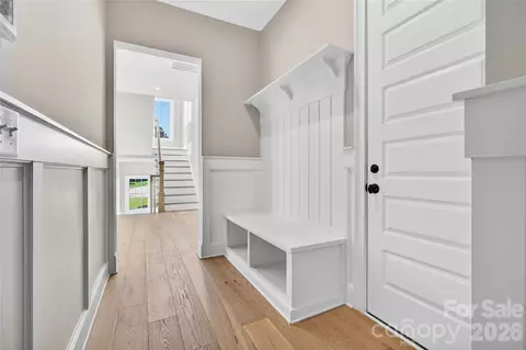 Entry Way - 4496 Kiser Island Rd, Terrell, NC 28682 photo 2 of 4