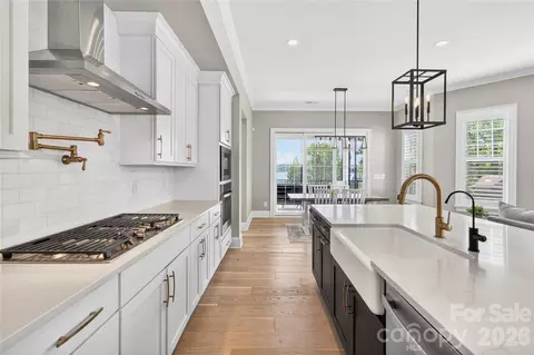 Kitchen - 4496 Kiser Island Rd, Terrell, NC 28682 photo 2 of 3
