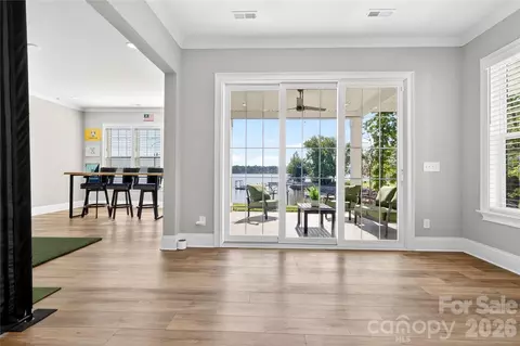 Entry Way - 4496 Kiser Island Rd, Terrell, NC 28682 photo 4 of 4