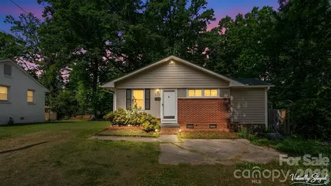 605 Park Ter, Gastonia, NC 28054