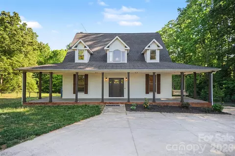Exterior - 6285 Ridge Rd, Clover, SC 29710 photo 3 of 9
