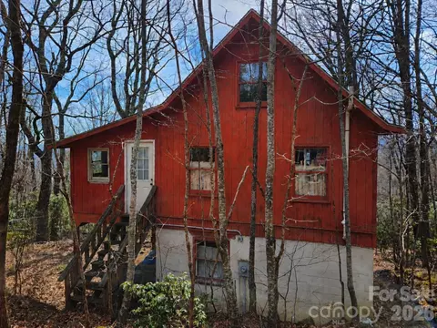 929 Pine Ridge Rd, Hendersonville, NC 28792