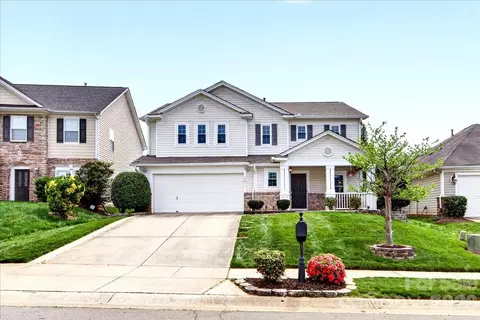 10611 Bedlington Rd, Charlotte, NC 28278