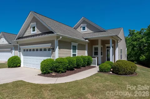 6056 Great Basin Ln, Fort Mill, SC 29707