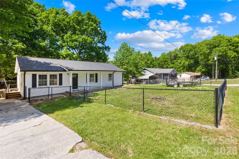 4307 Freeport Dr, Gastonia, NC 28052