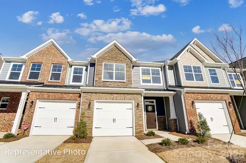 4377 Black Ct, Harrisburg, NC 28075
