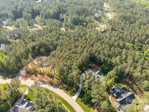 6361 Chimney Bluff Rd, Lancaster, SC 29720 photo 3