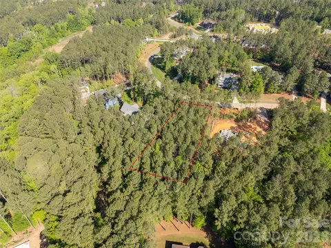 6361 Chimney Bluff Rd, Lancaster, SC 29720 photo 7