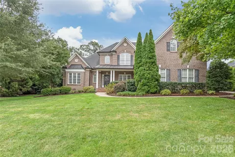 4139 French Fields Ln, Harrisburg, NC 28075