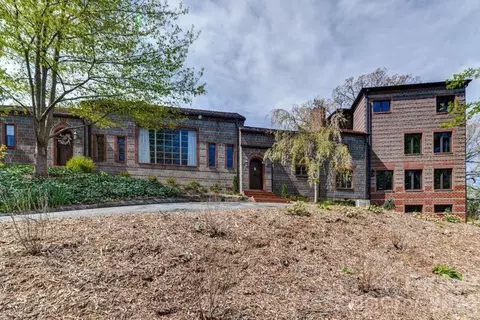 24 Kimberly Ave, Asheville, NC 28804