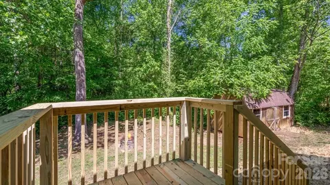 Exterior - 175 Fallsworth Ct, Salisbury, NC 28147 photo 2 of 4