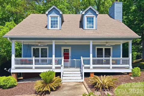 3066 Point Clear Dr, Fort Mill, SC 29708