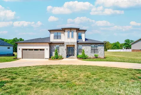 1129 Stony Point Rd, Kings Mountain, NC 28086