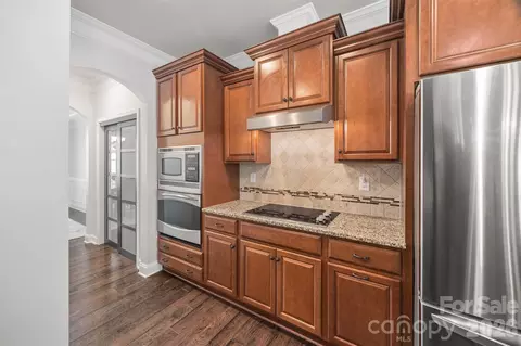 Kitchen - 299 Annatto Way, Tega Cay, SC 29708 photo 2 of 2
