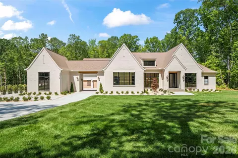 8738 Kristie Ln, Indian Land, SC 29707