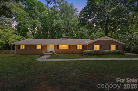 816 Ragin Ln, Rock Hill, SC 29732