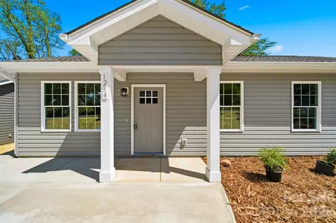 1294 18th Ne St NE, Hickory, NC 28601