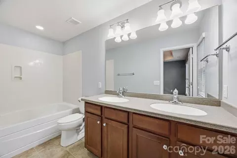 Bath - 645 Sixth Baxter Xing, Fort Mill, SC 29708 photo 1 of 1