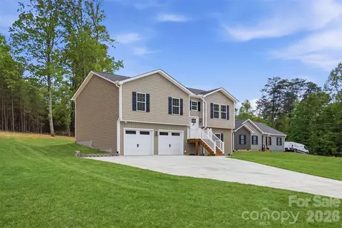 5961 Charlie Little Rd, Granite Falls, NC 28630